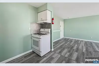 17 Cuozzo Street 27 #27, Belleville, NJ 07109 - Photo 9