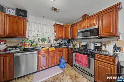 409 12th Street, Union City, NJ 07087 - Photo 41