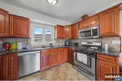 409 12th Street, Union City, NJ 07087 - Photo 21