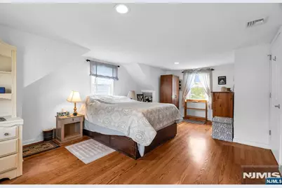 23 Schlosser Drive, Rochelle Park Township, NJ 07662 - Photo 21