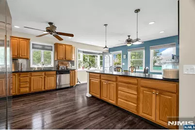 23 Schlosser Drive, Rochelle Park Township, NJ 07662 - Photo 11