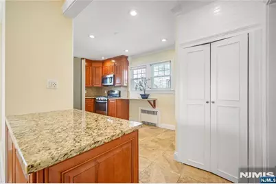466 Beardsley Avenue, Bloomfield, NJ 07003 - Photo 15