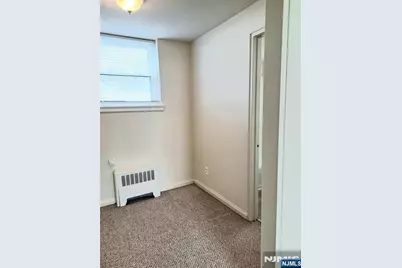 90 Hastings Avenue A #A, Rutherford, NJ 07070 - Photo 7