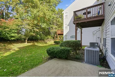 166 Brittany Court, Clifton, NJ 07013 - Photo 19