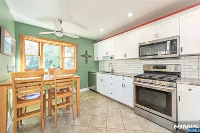 412 Harristown Road, Glen Rock, NJ 07452 - Photo 9