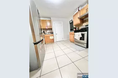 322 River Drive, Garfield, NJ 07026 - Photo 21