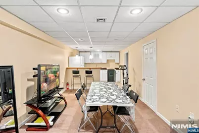 29 Miller Street, Saddle Brook Township, NJ 07663 - Photo 13