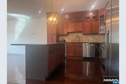 135 Paterson Avenue, Lodi, NJ 07644 - Photo 9