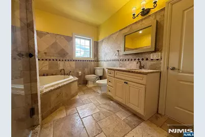 135 Paterson Avenue, Lodi, NJ 07644 - Photo 33