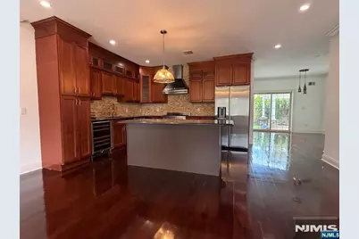 135 Paterson Avenue, Lodi, NJ 07644 - Photo 9