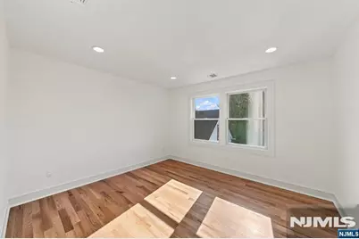 33 Cedar Street, Garfield, NJ 07026 - Photo 15