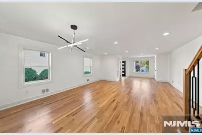 33 Cedar Street, Garfield, NJ 07026 - Photo 3