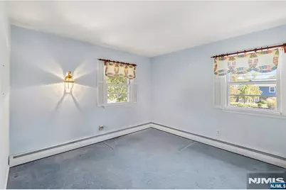1 Large Avenue, Hillsdale, NJ 07642 - Photo 17