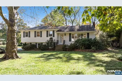 1 Large Avenue, Hillsdale, NJ 07642 - Photo 25