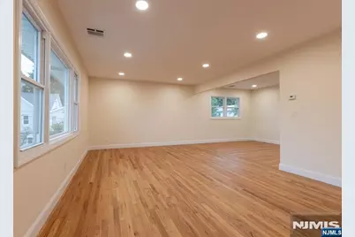 375 Broad Street 2 #2, Carlstadt, NJ 07072 - Photo 3