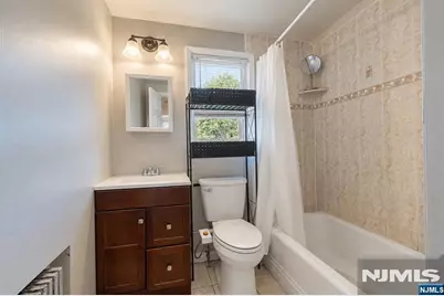 229 River Drive, Elmwood Park, NJ 07407 - Photo 33