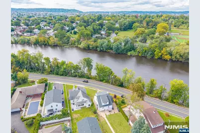 229 River Drive, Elmwood Park, NJ 07407 - Photo 21
