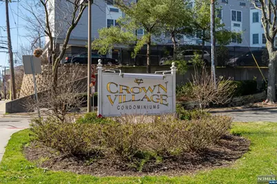 38 Garden Place 142 #142, Edgewater, NJ 07020 - Photo 1