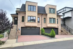 1033A Morningside Ln, Fort Lee, NJ 07024 - Photo 1