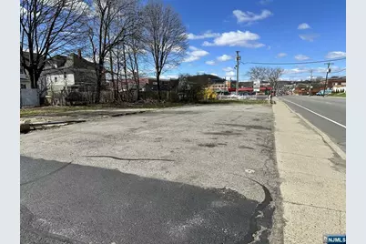 226 E McFarlan Street, Dover, NJ 07801 - Photo 1