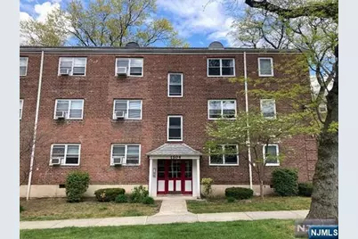 1504 W Terrace Circle 6 #6, Teaneck Township, NJ 07666 - Photo 1