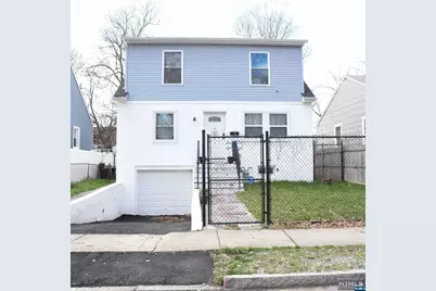 15 Chelsea Avenue, East Orange, NJ 07018 - Photo 1