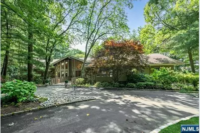 9 Marie Major Drive, Alpine, NJ 07620 - Photo 1