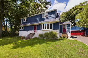 304 Lakeview Dr, Ridgewood, NJ 07450 - Photo 1