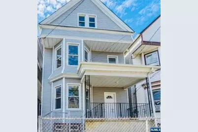 84 Peabody Place, Newark, NJ 07104 - Photo 1