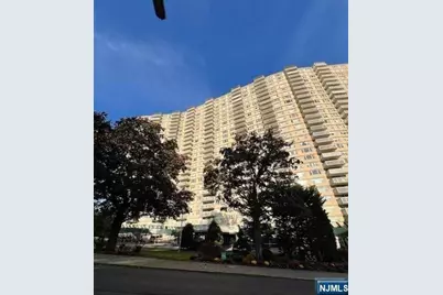 555 North Avenue 18L #18L, Fort Lee, NJ 07024 - Photo 1