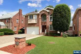 604 Abbott Ave, Ridgefield, NJ 07657 - Photo 1