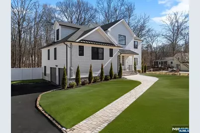 28 Heron Road, Livingston, NJ 07039 - Photo 1