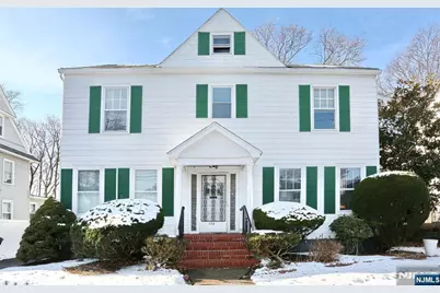 172 W Palisade Avenue, Englewood, NJ 07631 - Photo 1