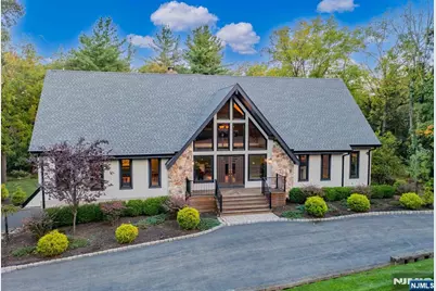 21 Hillcrest Drive, Upper Saddle River, NJ 07458 - Photo 1