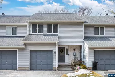 9 Hansen Place 9 #9, Wayne, NJ 07470 - Photo 1