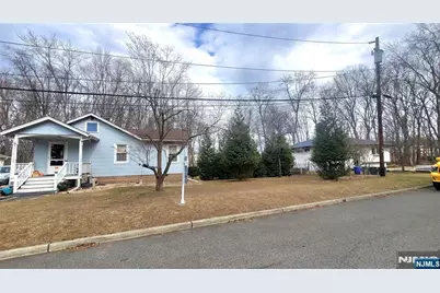 15 Wellington Avenue, Closter, NJ 07624 - Photo 1