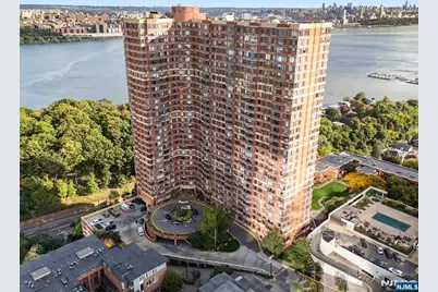 100 Old Palisade Road 2911 #2911, Fort Lee, NJ 07024 - Photo 1