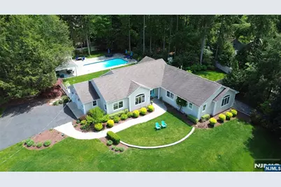 28 Scott Court, Allendale, NJ 07401 - Photo 1