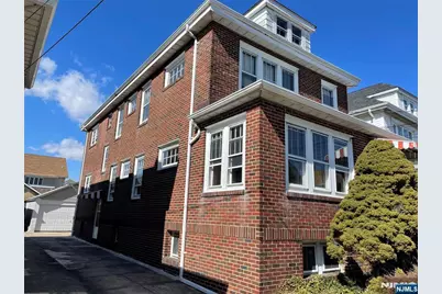525 Longview Avenue, Cliffside Park, NJ 07010 - Photo 1