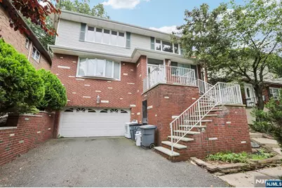 514 Oak Street, Ridgefield, NJ 07657 - Photo 1