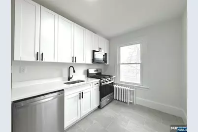 54 Cottage Place 2 #2, Englewood, NJ 07631 - Photo 1