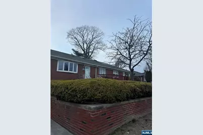 2191 Mackay Avenue 2 #2, Fort Lee, NJ 07024 - Photo 1