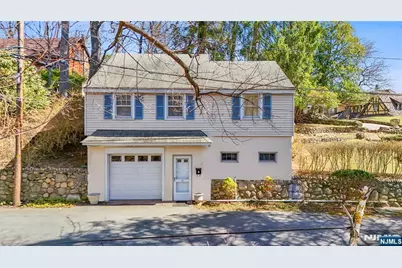 36 Knollwood Drive, Ho Ho Kus, NJ 07423 - Photo 1