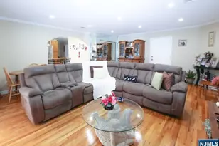40-44 Rome Street 3, Newark, NJ 07105 - Photo 1