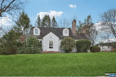 510 Blauvelt Avenue, Ho Ho Kus, NJ 07423 - Photo 1