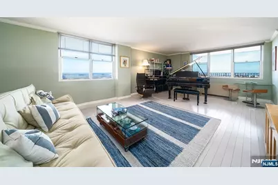 6040 Boulevard East 27H #27H, West New York, NJ 07093 - Photo 1