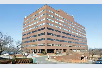 2 Executive Drive 714 #714, Fort Lee, NJ 07024 - Photo 1