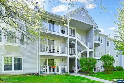 116 Raintree Lane, Mahwah, NJ 07430 - Photo 1