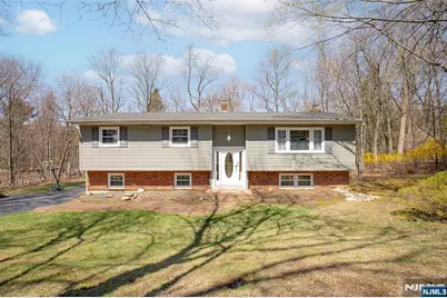 11 Osage Road, Oakland, NJ 07436 - Photo 1