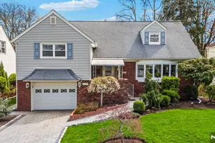 160 Van Buskirk Rd, Teaneck Township, NJ 07666 - Photo 1